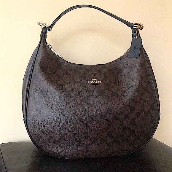 Coach Handbags - Coach Signature Zip Hobo Coated Canvas,Shoulder⭐️
